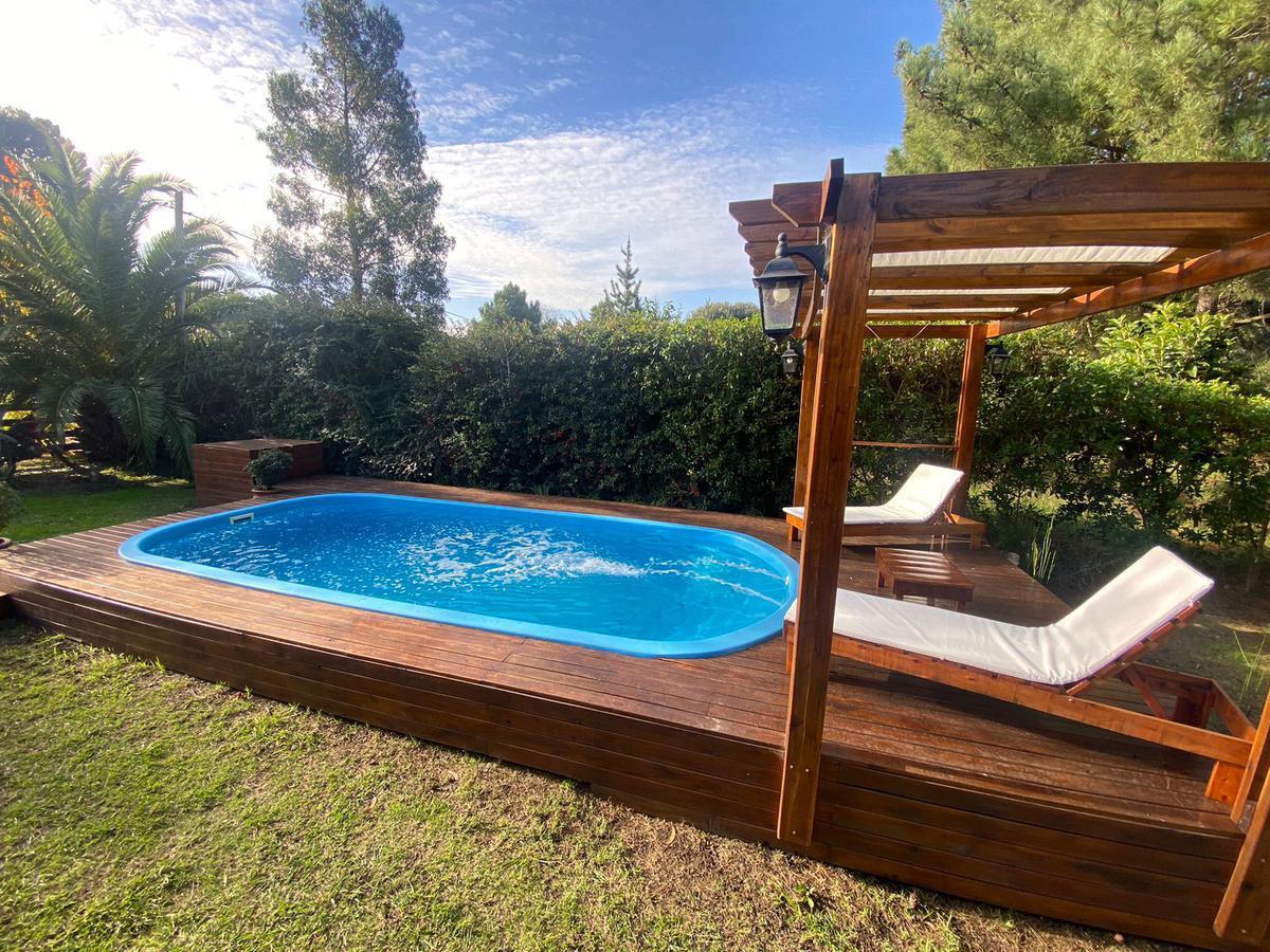 Cabaña Las Lomas Miramar con Pileta 2