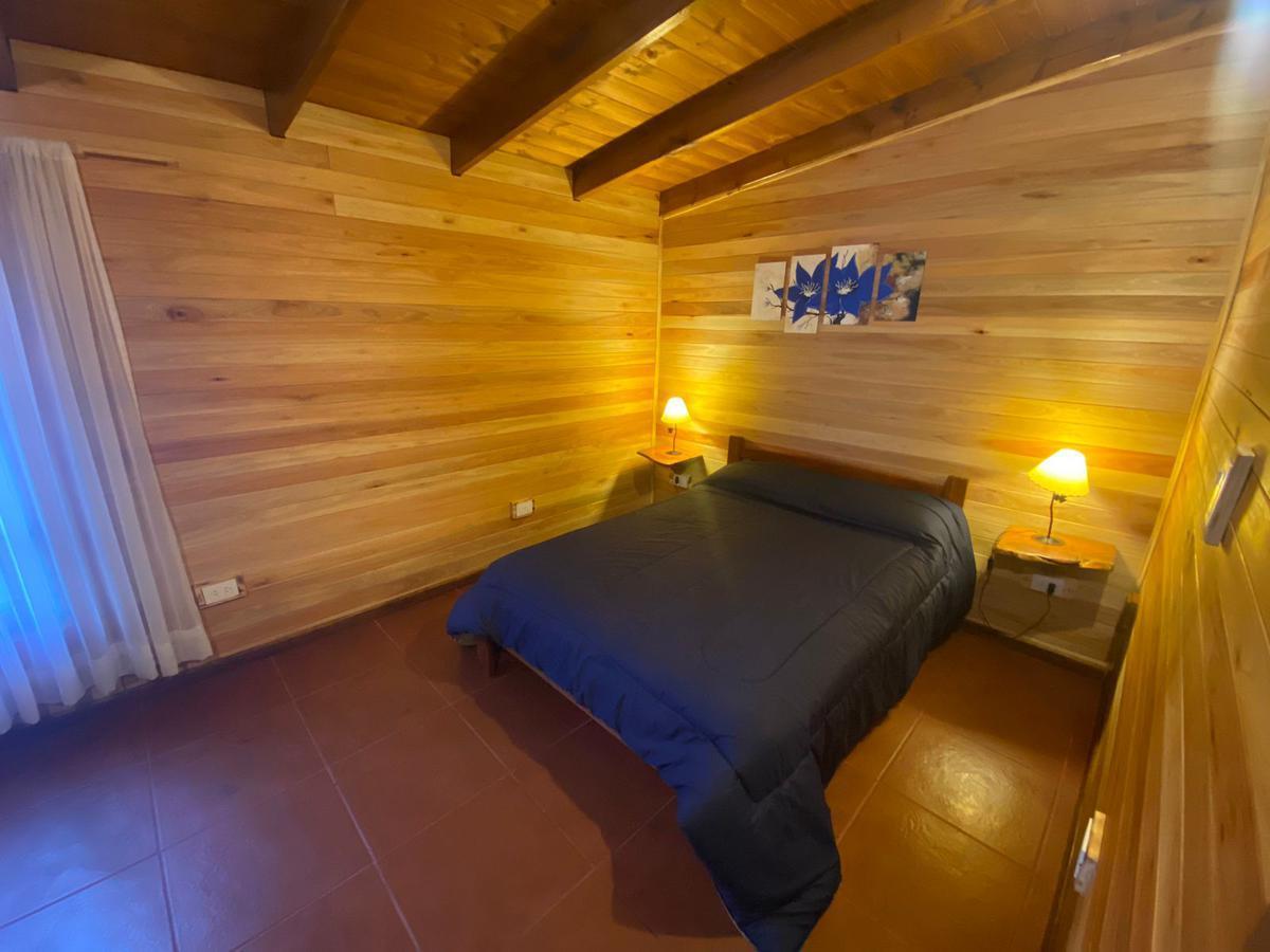 Cabaña Las Lomas Miramar con Pileta 5