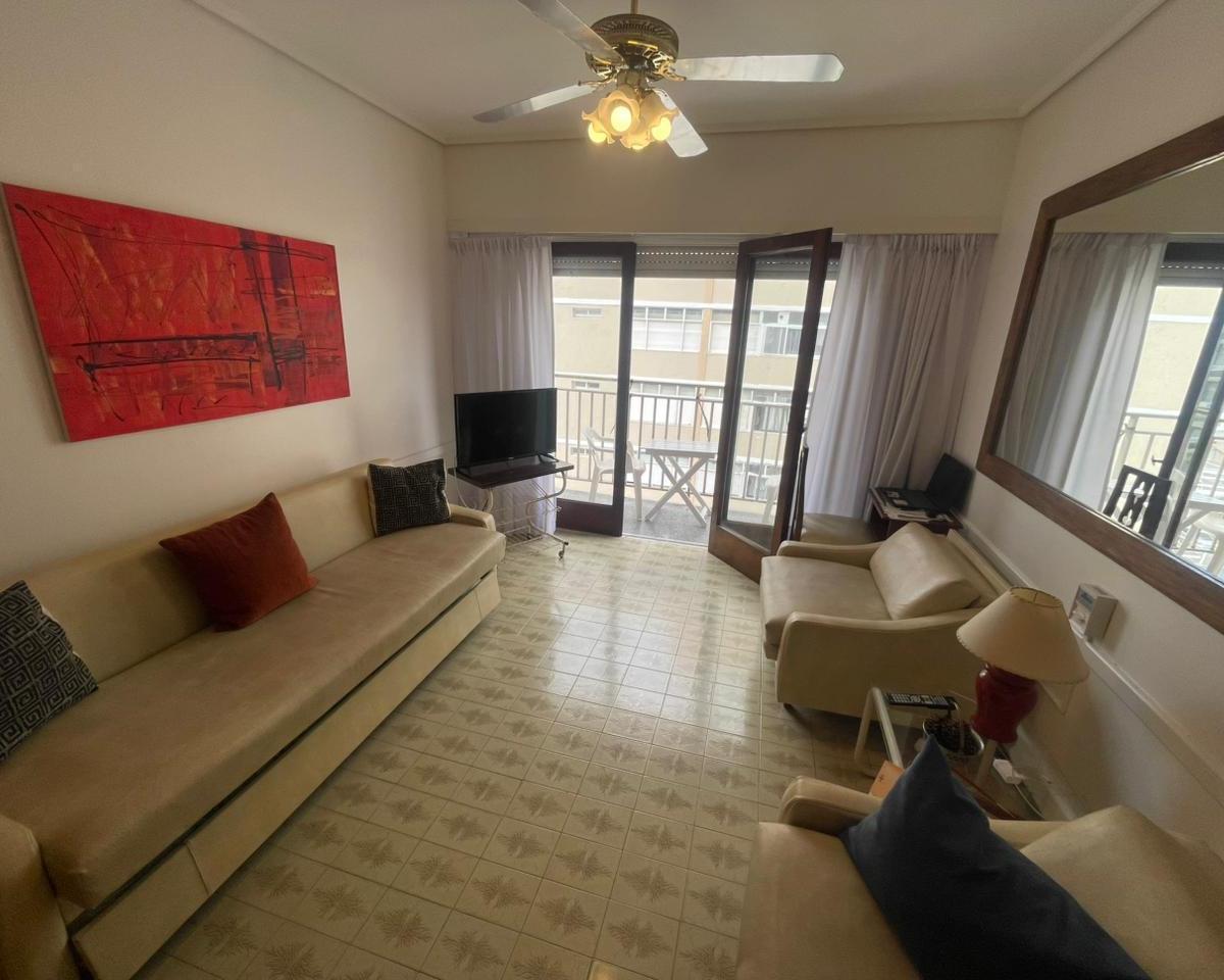 Edif. Cristal Piso 6 - 2 Ambiente con 2 Baños - Miramar 1