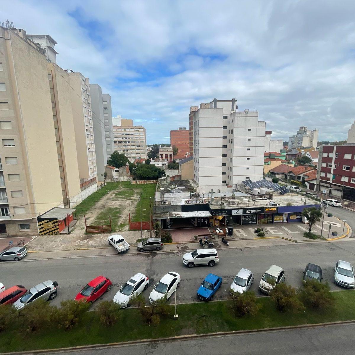 Edif. Playa II Piso 3 - Monoambiente - Miramar 3