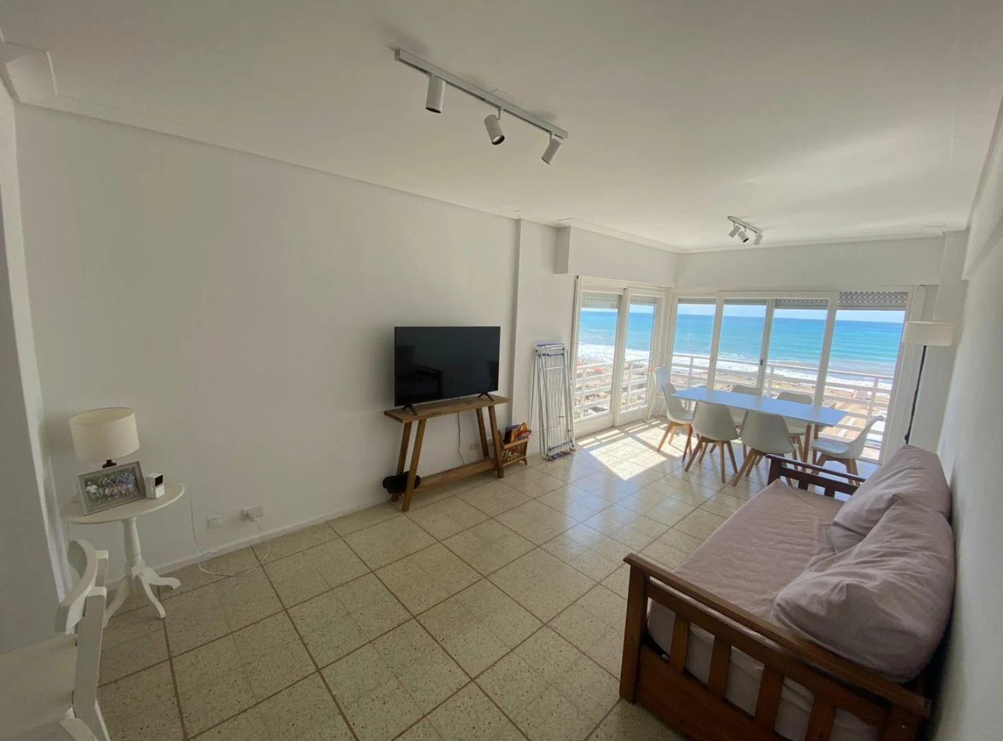 Edif. Cherry piso 5 - 3 Ambientes - Miramar