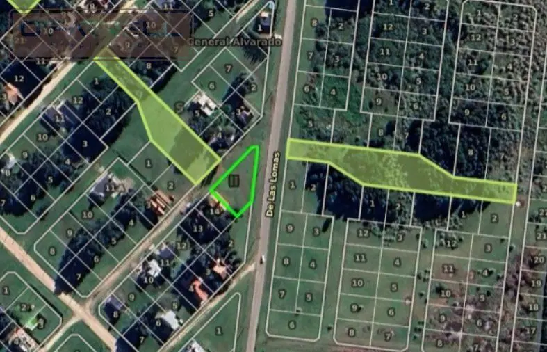 Lote / Terreno Av. Las Lomas y Paseo de la Candelaria - Miramar 2