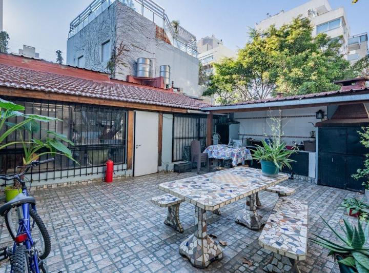 VENTA - Casa con Local Comercial en LOTE PROPIO 3