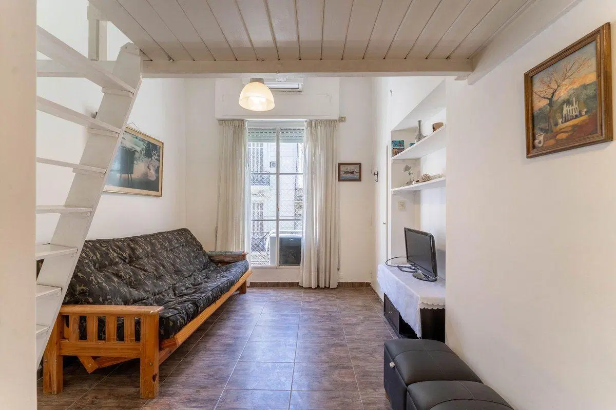 ALQUILER Monoambiente con altillo RETIRO 3er piso 3