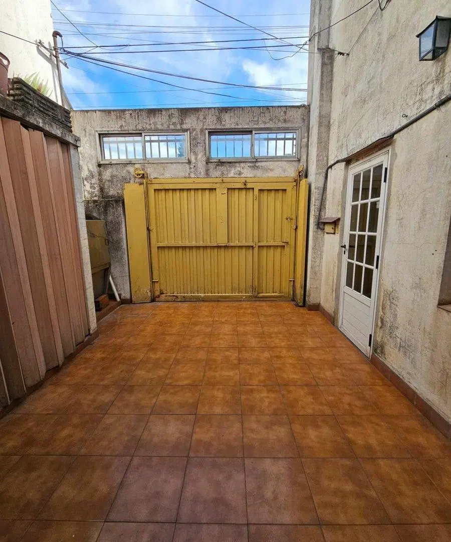 VENTA PH AL FRENTE, COCHERA, V.MADERO, OPORTUNIDAD 2