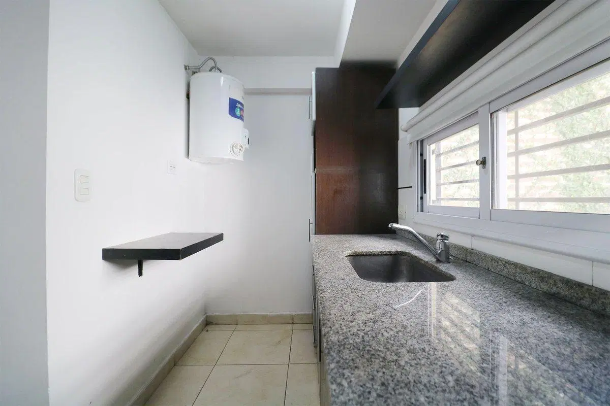 Departamento 2 ambientes balcón al frente - Morón 5