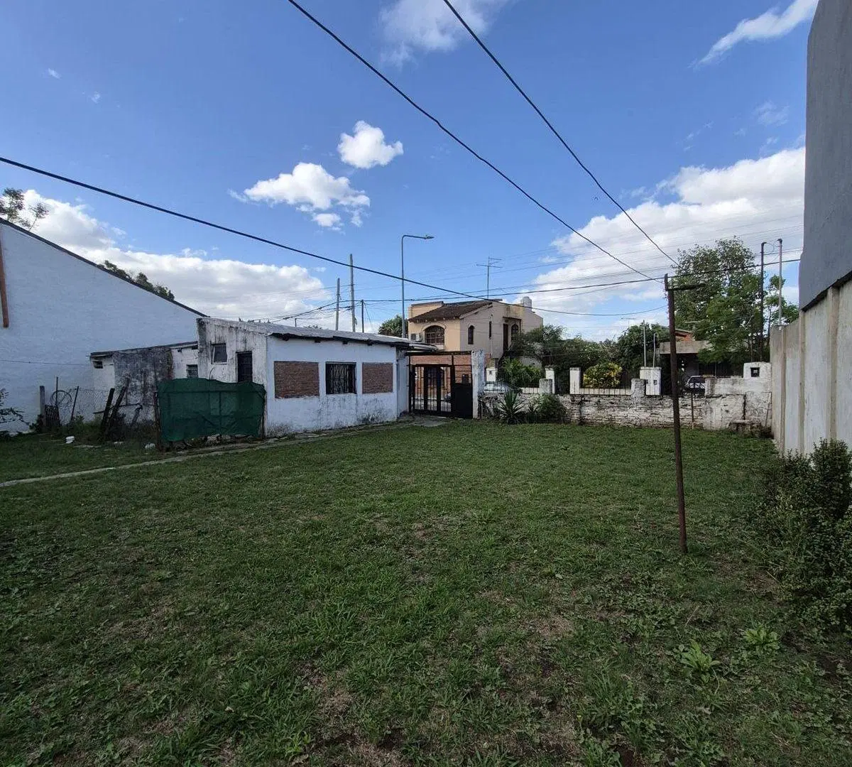 Casa en venta lote doble frente 600m2 totales 2