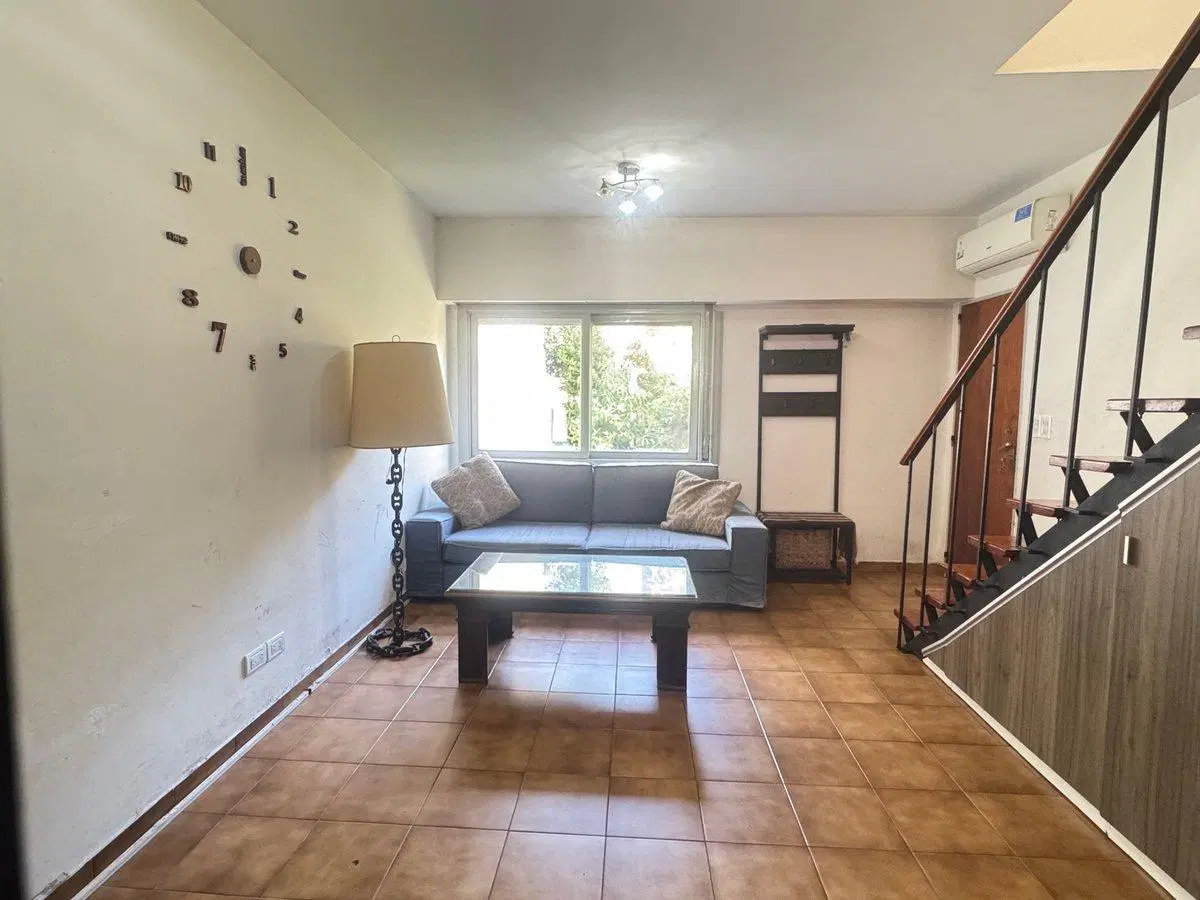 Venta departamento 3 ambientes Bernal con cochera 5