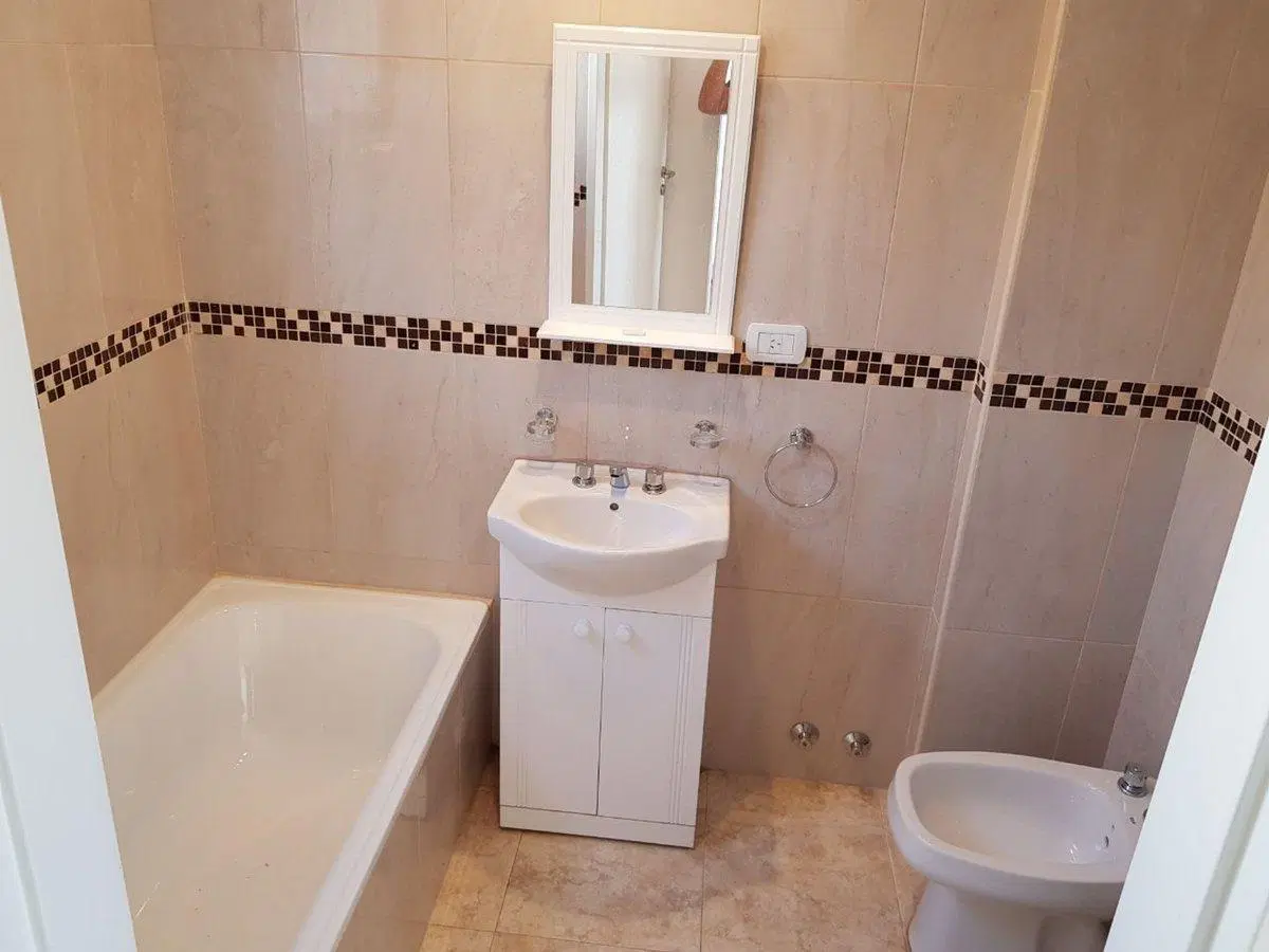 IMPECABLE MONOAMBIENTE CON BALCON EN CHACARITA 5