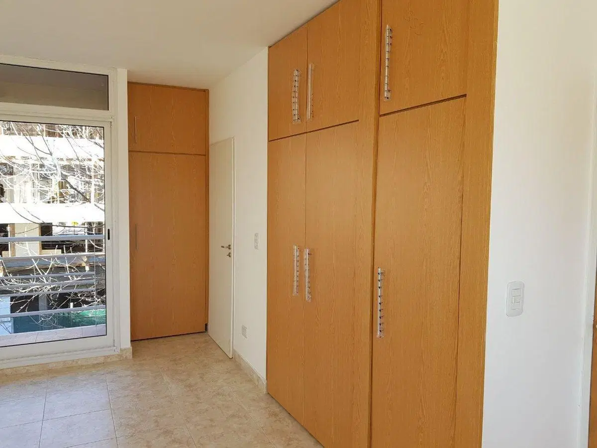 IMPECABLE MONOAMBIENTE CON BALCON EN CHACARITA 4