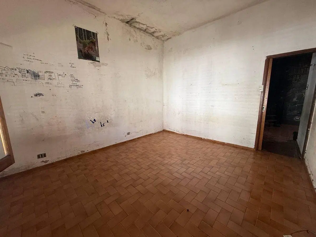 Casa de 3 ambientes a refaccionar - Gran Potencial 4
