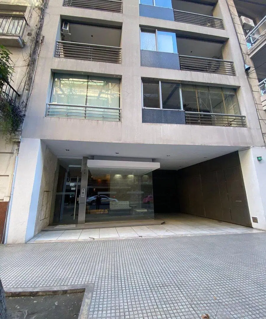 DEPARTAMENTO 2 AMBIENTES EN VENTA EN RECOLETA 4