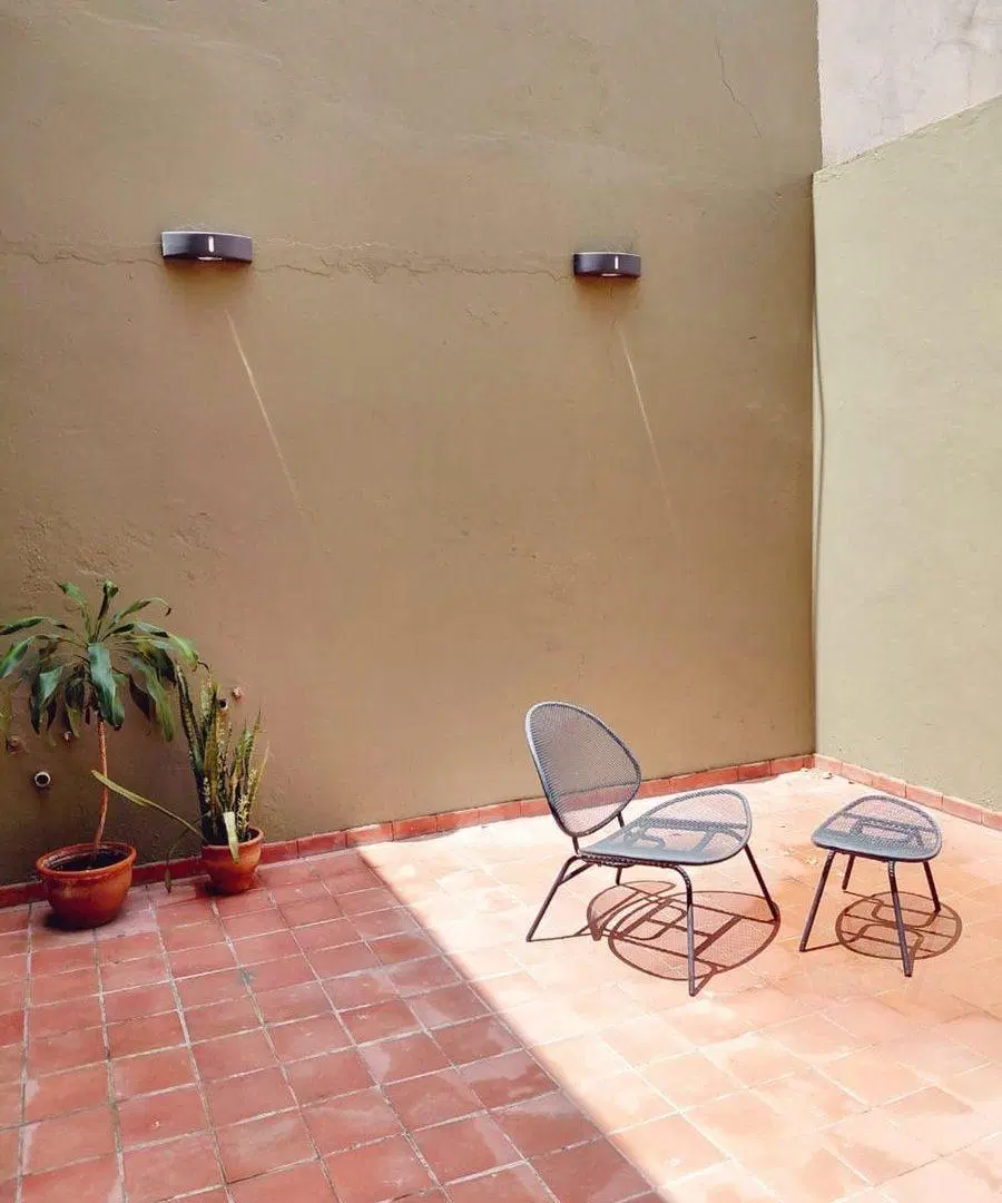 Venta Monoambiente divisible con patio en Flores 4