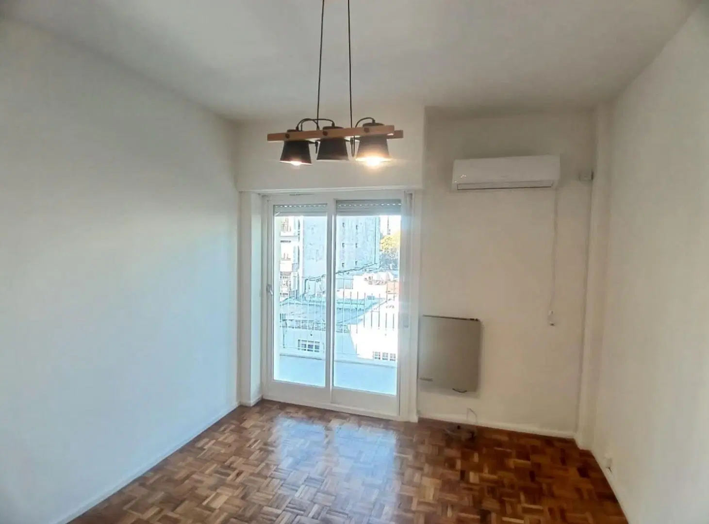 EN VENTA DOS AMBIENTES CON COCHERA PLENO PALERMO!! 3