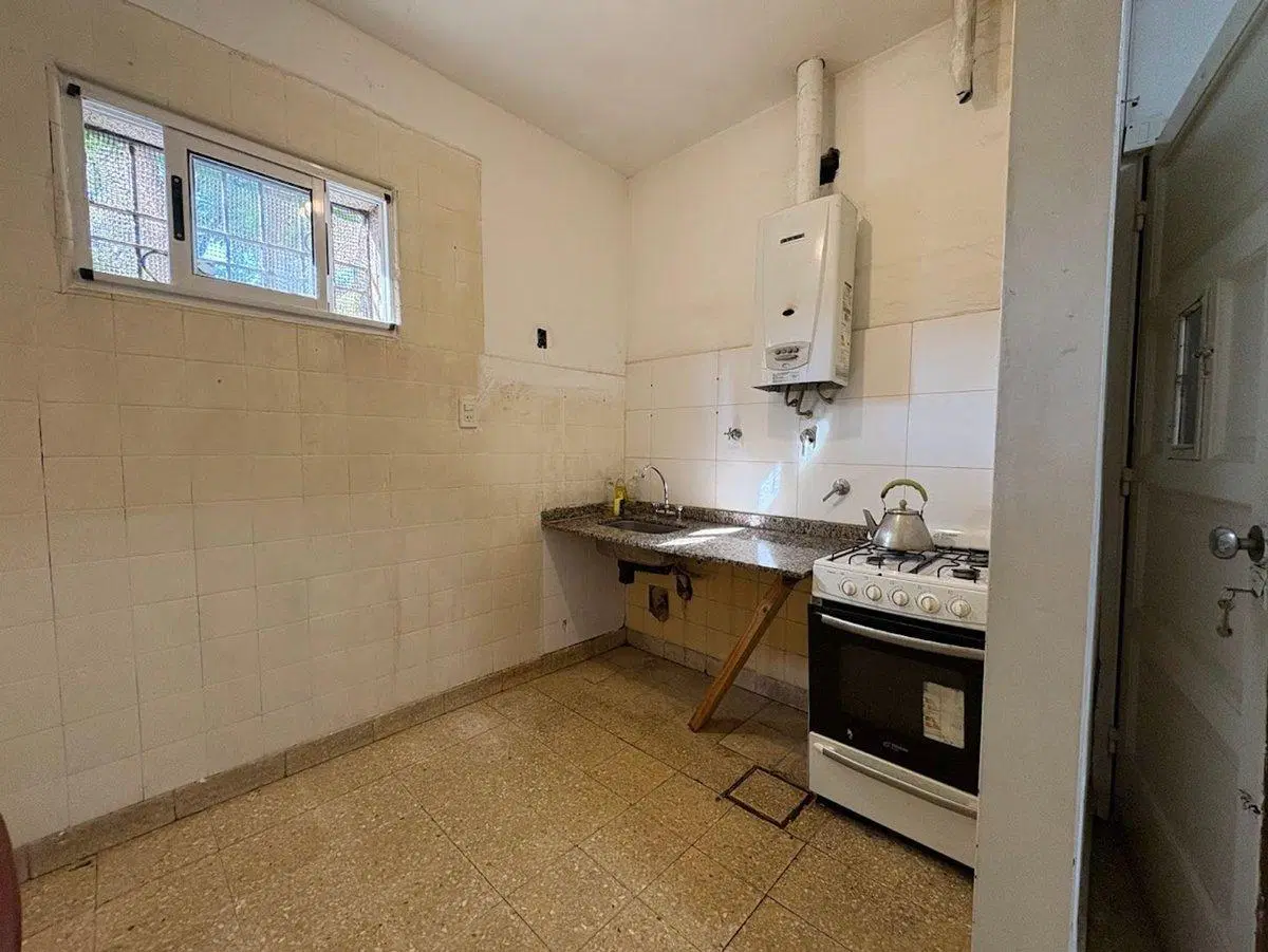 VENTA PH 3 AMBIENTES CON ESCRITORIO EN PARQUE CHAS 3
