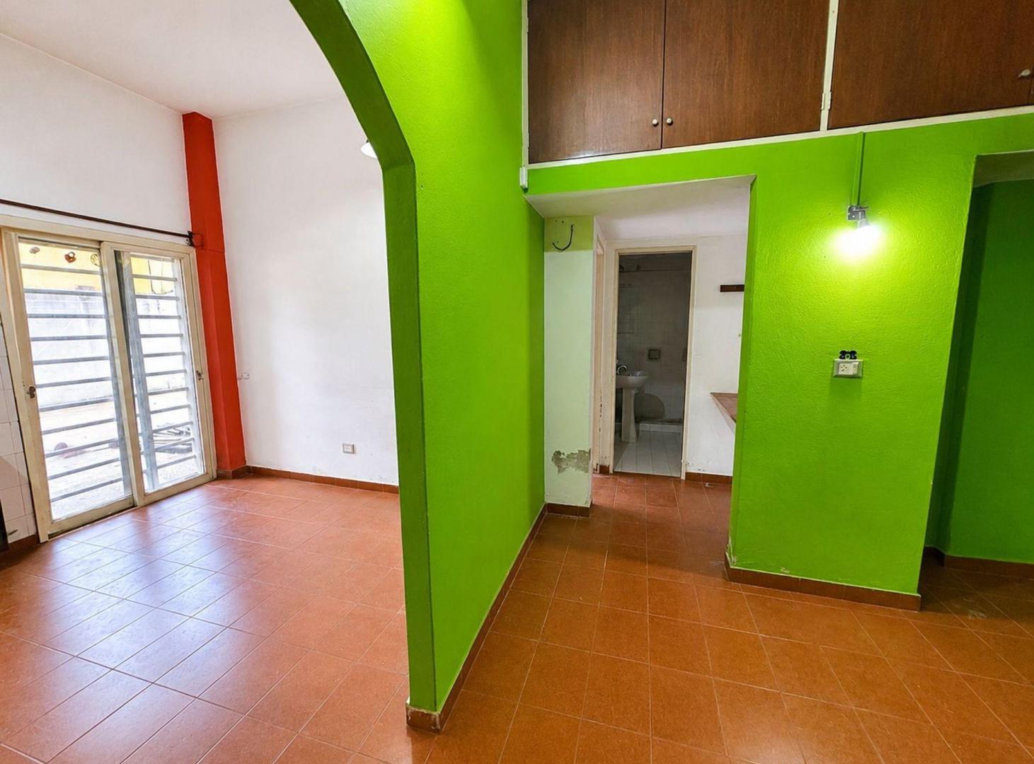 2 AMBIENTES PB + 5 COCHERAS | GRAN POTENCIAL