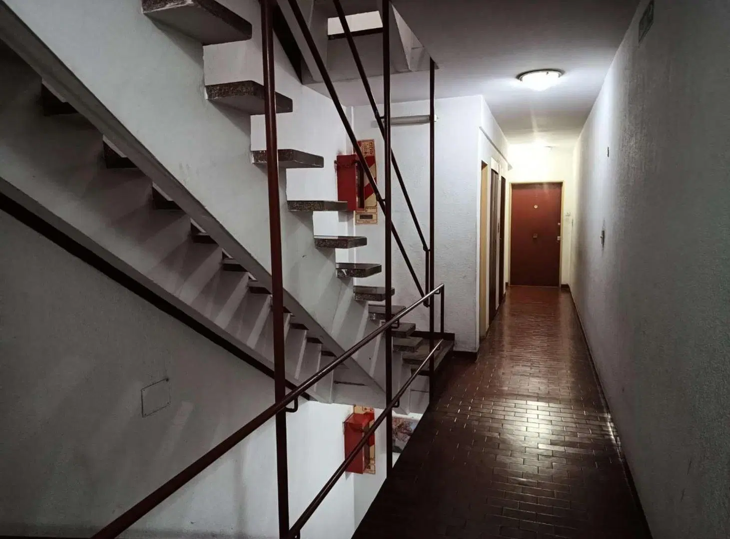3 Ambientes a reciclar con balcón Oportunidad! 4