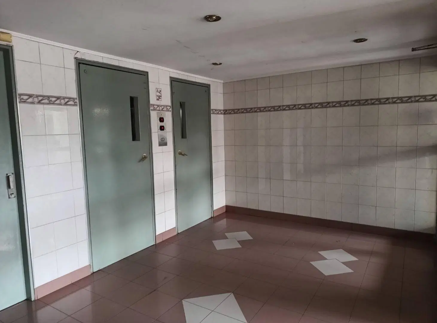 3 Ambientes a reciclar con balcón Oportunidad! 3