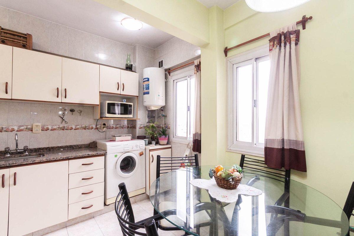 Foto de VENTA DEPARTAMENTO 3 AMB AVELLANEDA PISO ALTO, imagen 4