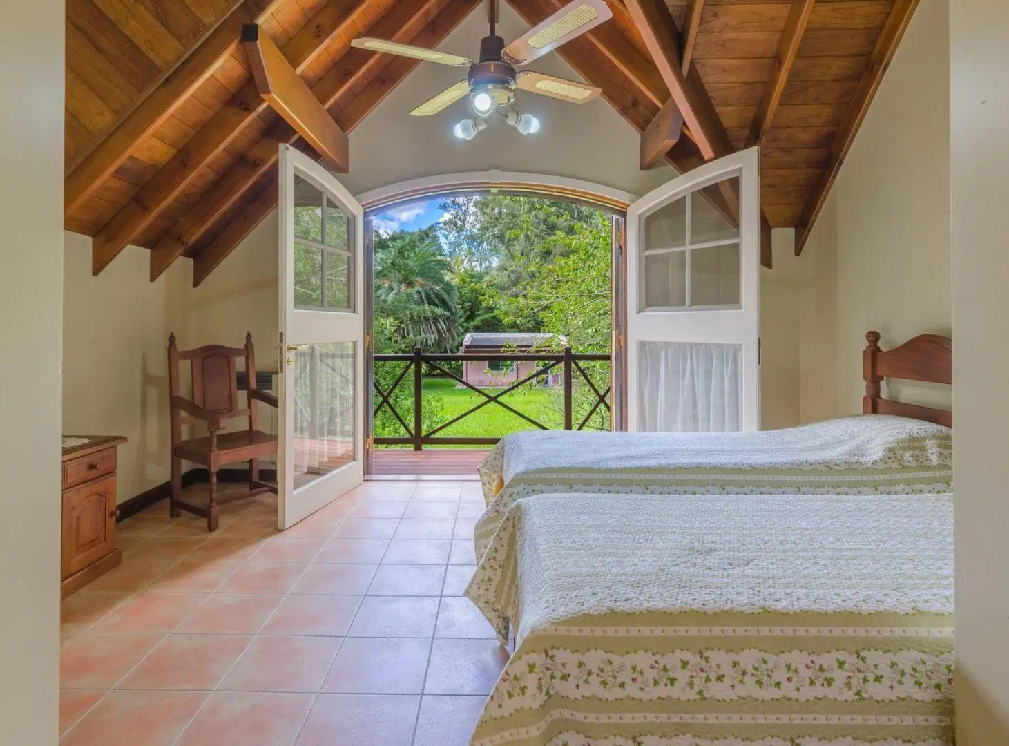 Venta casa 5 ambientes country Campos de Roca 4