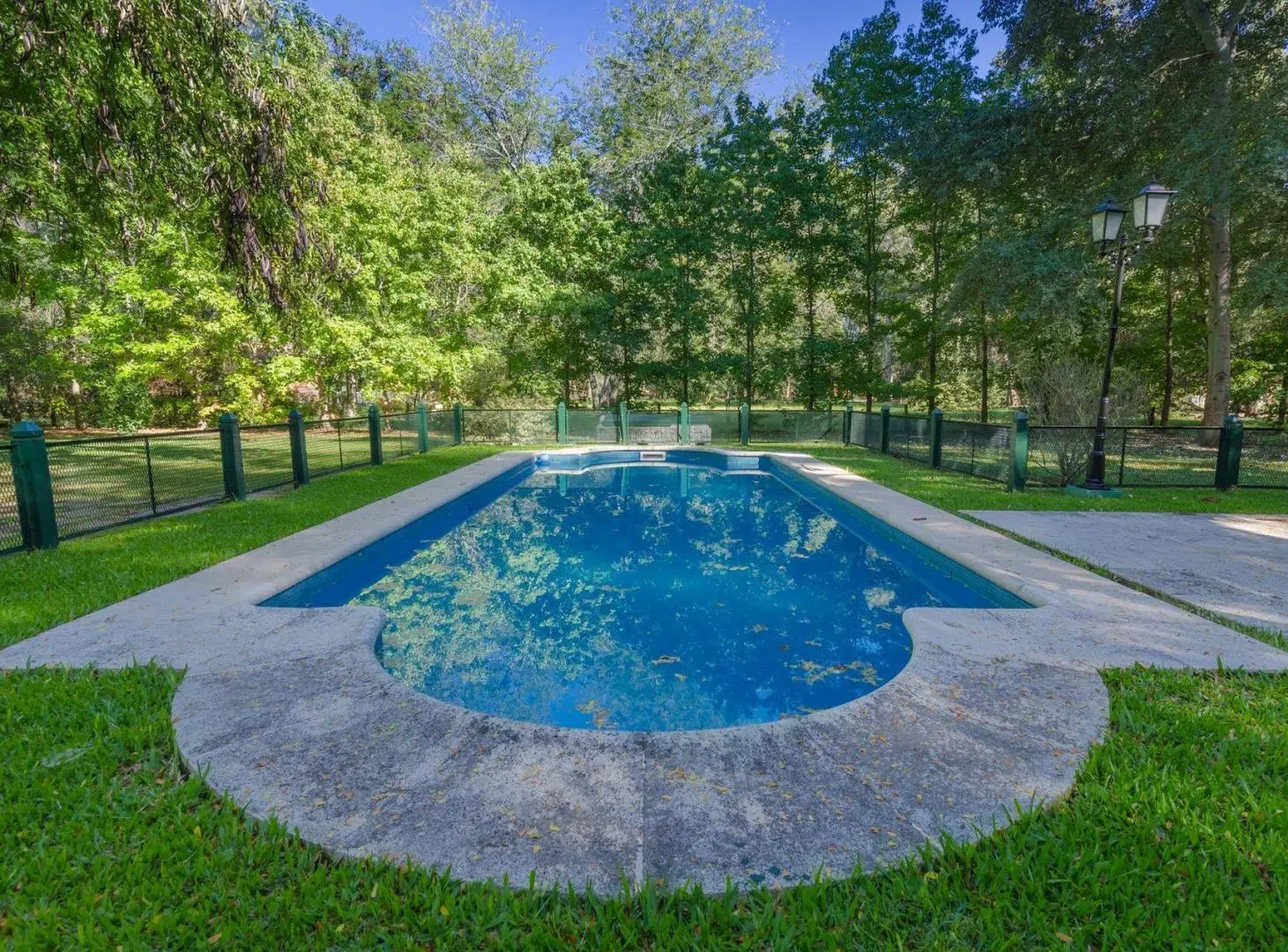 Venta casa 5 ambientes country Campos de Roca 8