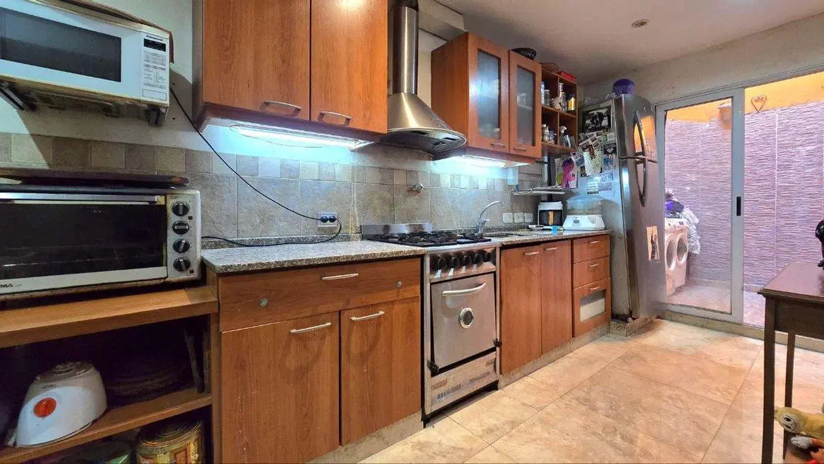 CASA 4 AMBIENTES AGRONOMIA CON PARRILLA Y PILETA 5