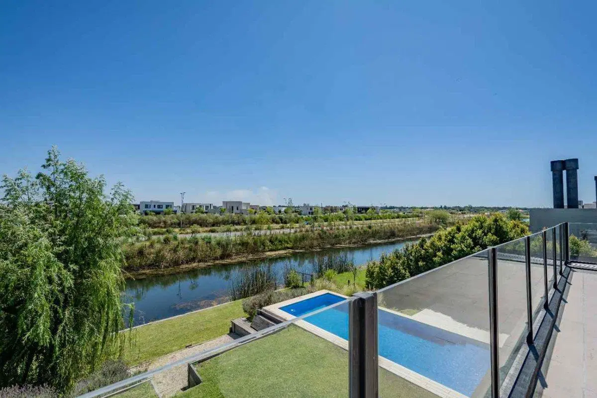 VENTA DE CASA EN COSTAS - PUERTOS DEL LAGO 2