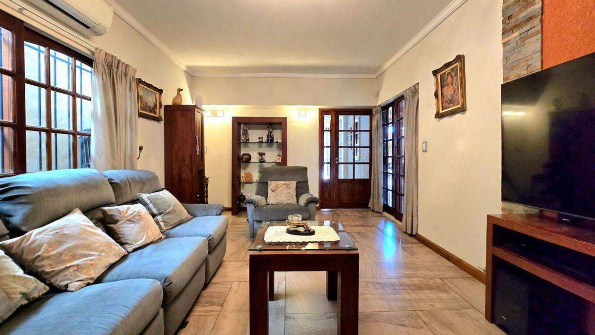 Foto de VENTA CASA 4 AMB PISCINA GALERIA NUEVA MARTINEZ, imagen 4