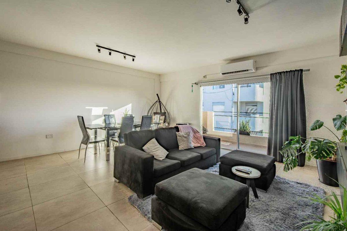 Foto de Excelente departamento 2 ambientes con balcon, imagen 1