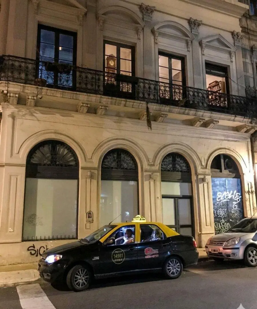 EXCELENTE ESQUINA 3