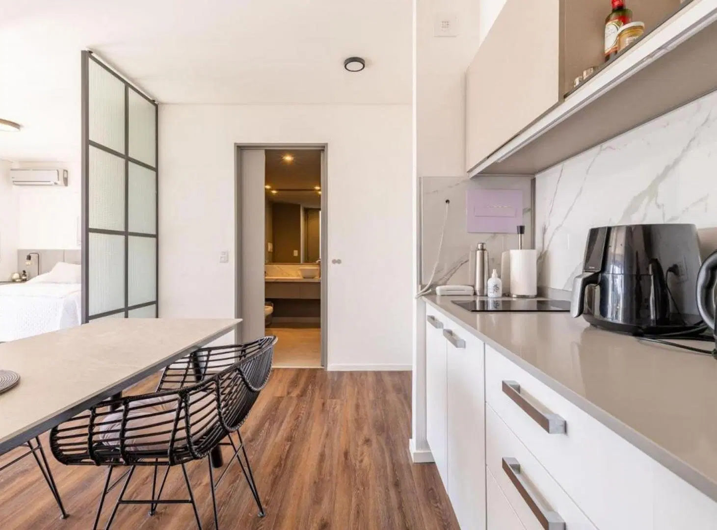 EN VENTA DEPTO QUARTIER  2 AMB CON COCHERA PALERMO 2