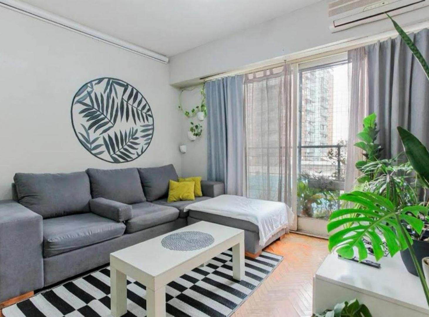 Departamento 3 amb en venta en Colegiales luminoso