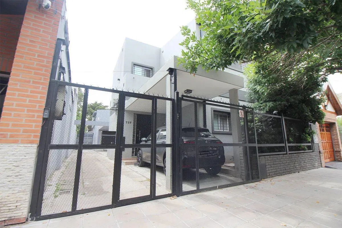 PH 3 AMB AL FRENTE EN VENTA – VILLA SARMIENTO 4