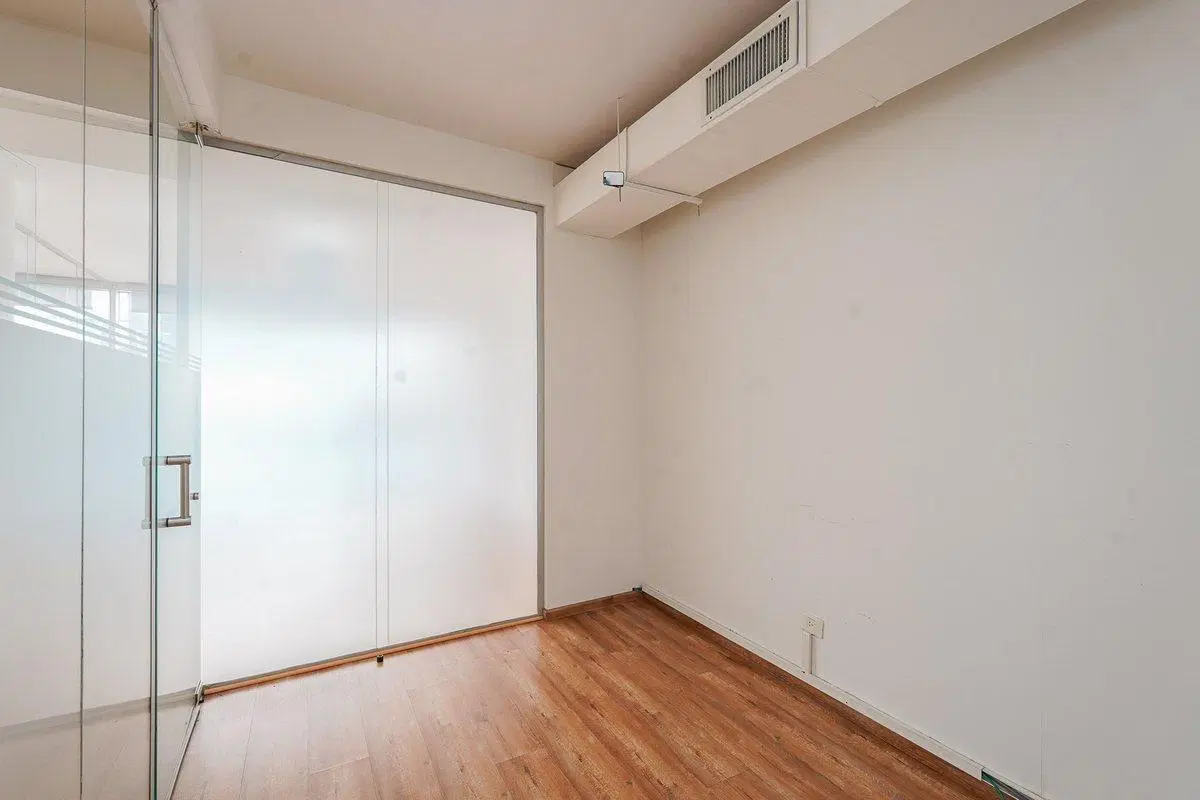 OFICINA PREMIUM AMENITIES CORPORATIVOS 3 COCHERAS 4
