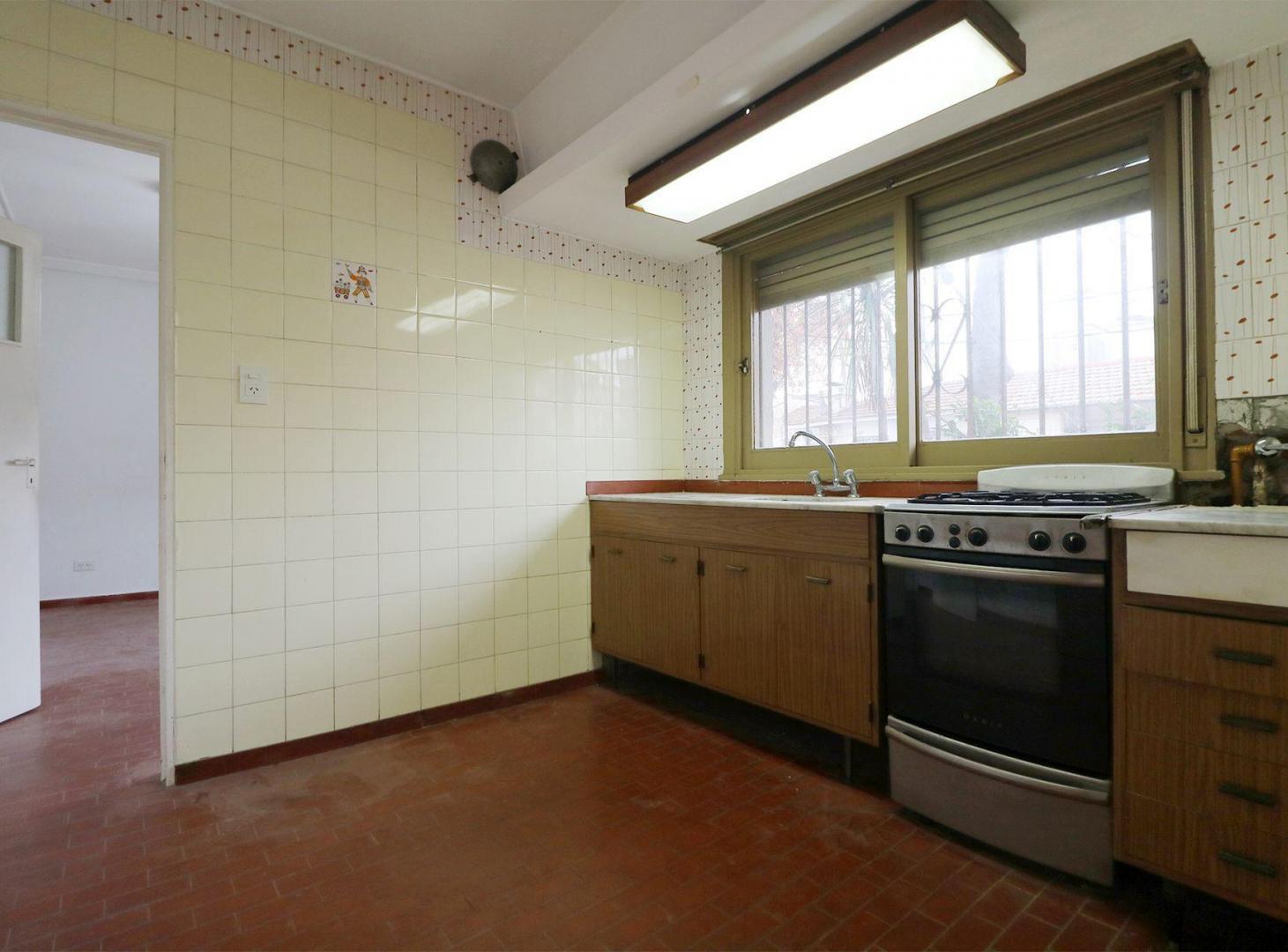 Venta Casa 3 amb en Martinez con patio y cochera!