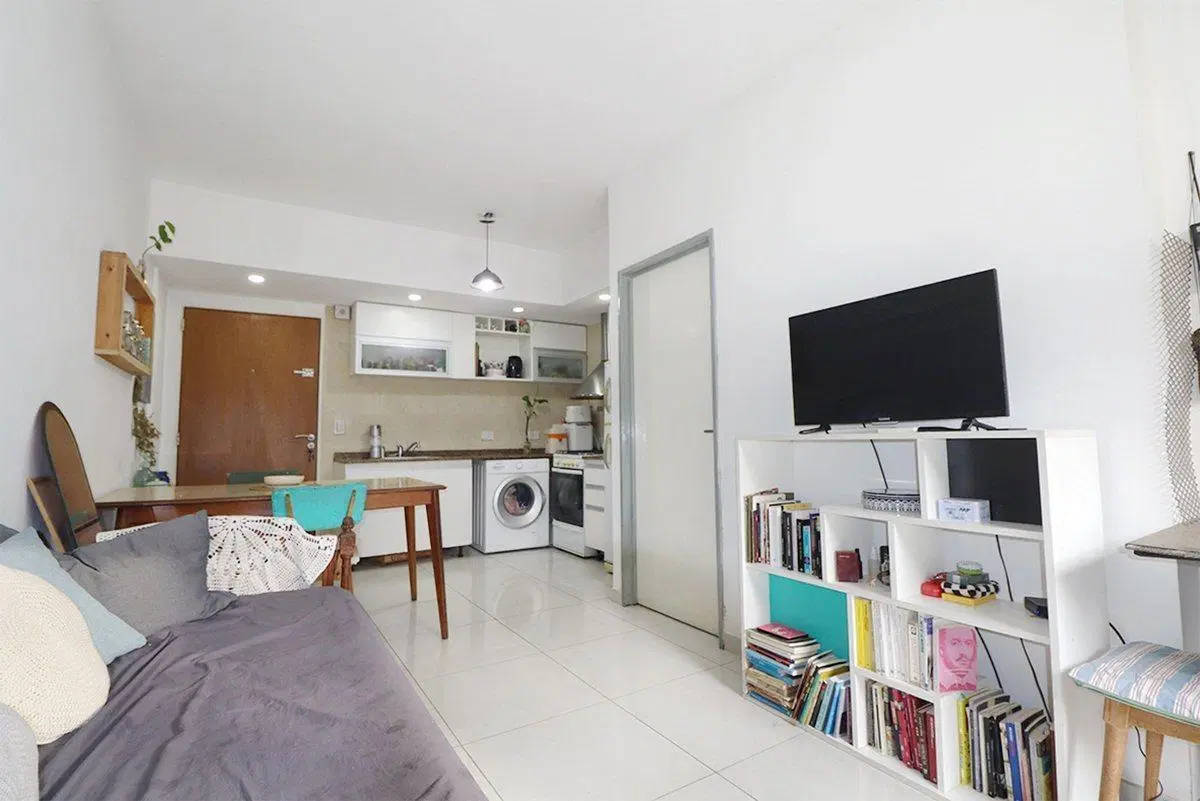 HERMOSO MONOAMBIENTE CON SUBDIVISION Y BALCON. 5