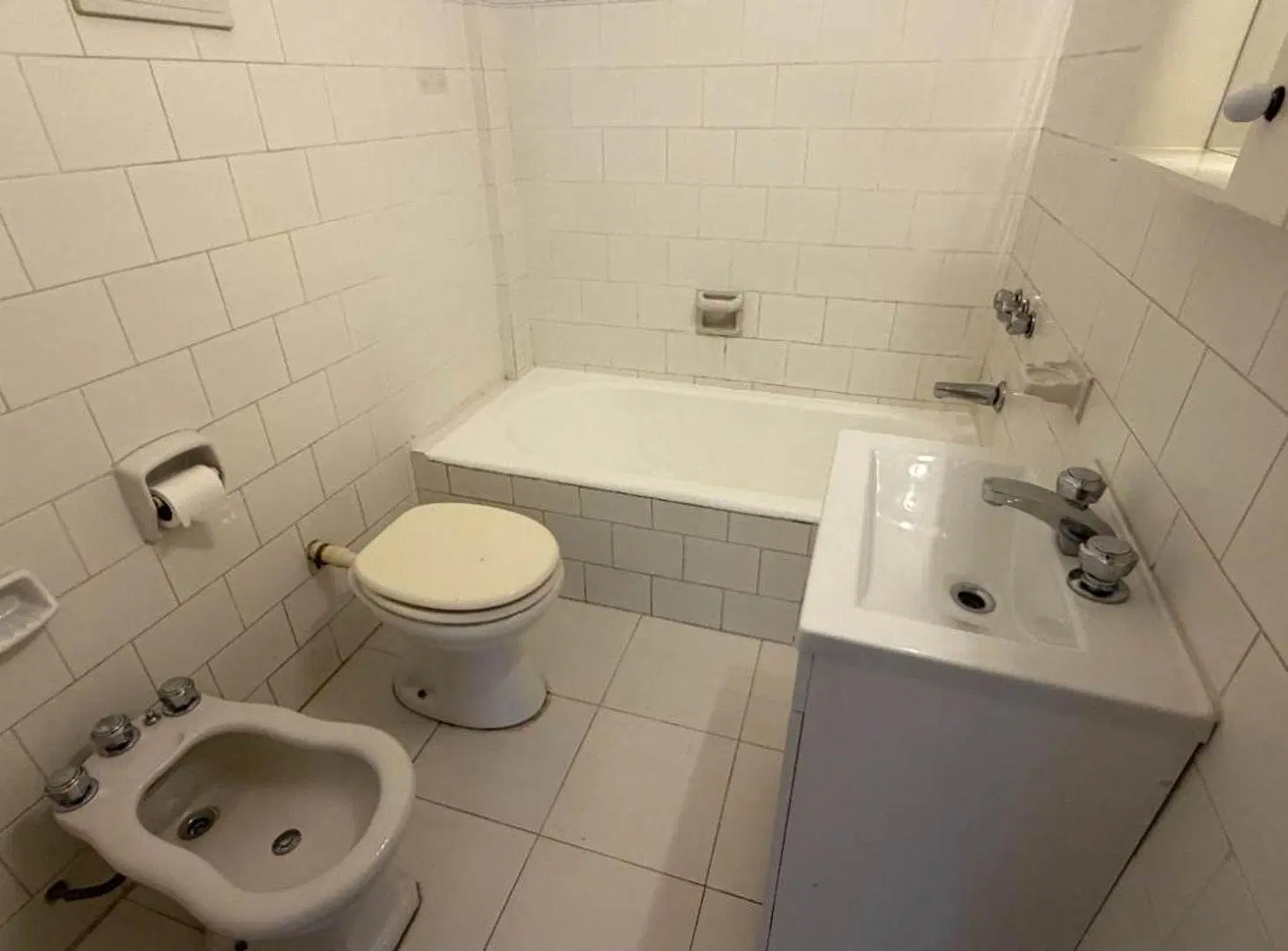 VENTA 2 AMBIENTES BAJO BELGRANO con GRAN JARDIN 3