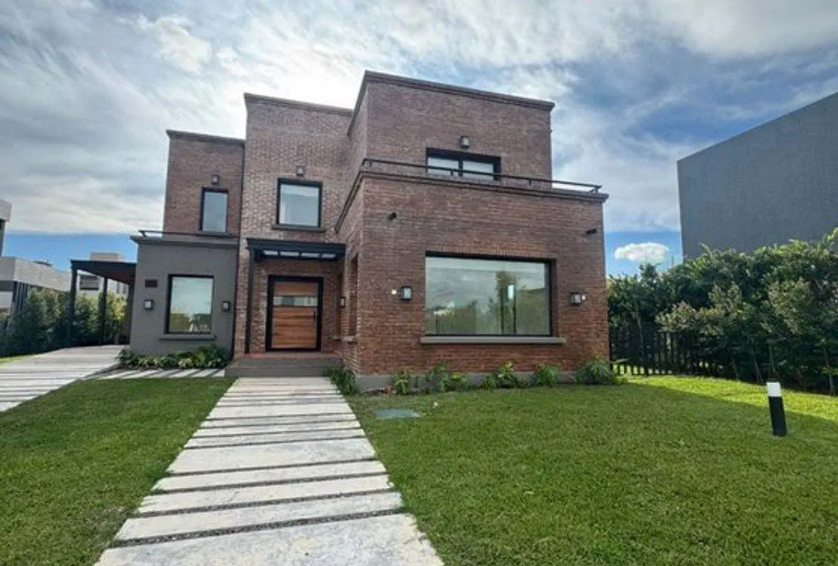 Venta Casa 4 ambientes Nuevo Quilmes a estrenar! 3
