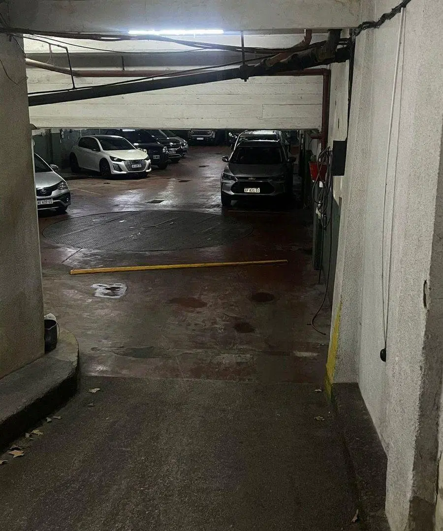 Oportunidad de Inversión Cochera en excelente ubic 4