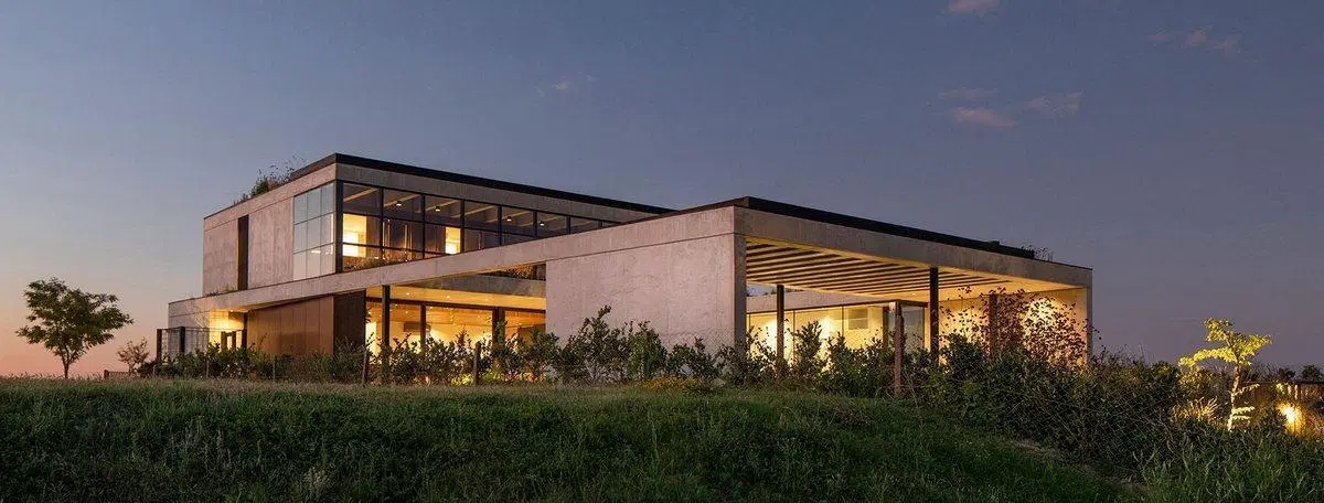 VENTA DE CASA DE CATEGORÍA Y DISEÑO EN COSTAS 3