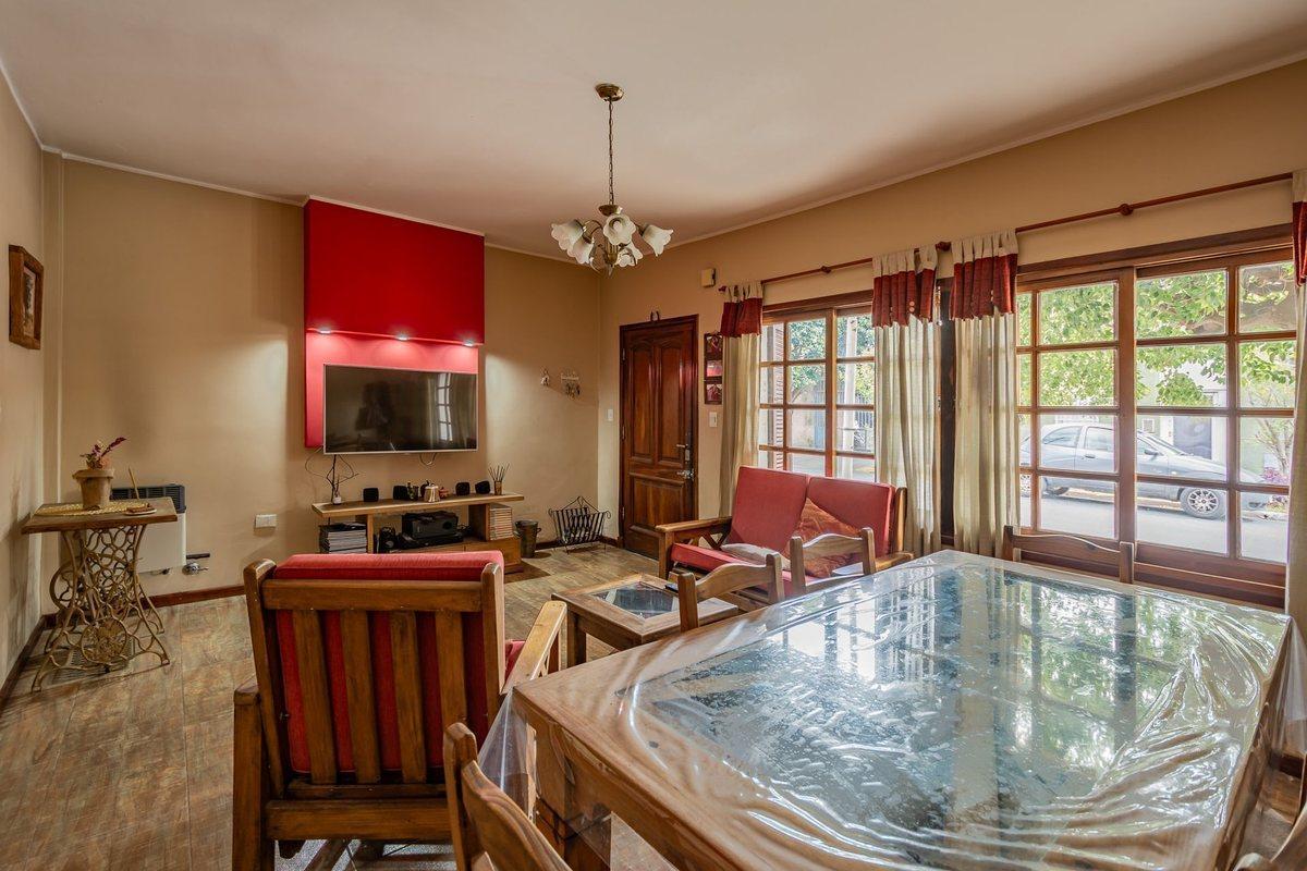 Foto de VENTA - PH 4 AMB VILLA MADERO C/ COCHERA, imagen 3