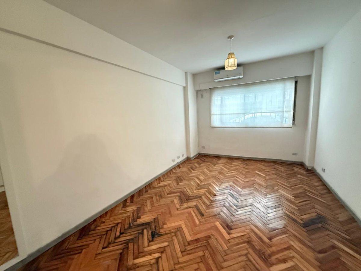 VENTA MONOAMBIENTE EN RECOLETA
