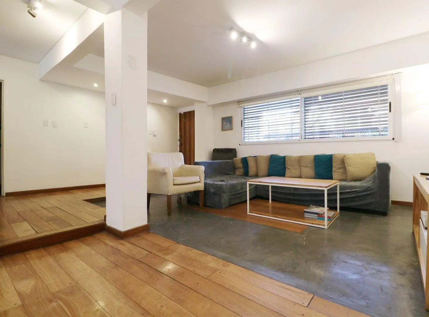 Venta Casa 5 ambientes Pileta Parque Chacabuco 5