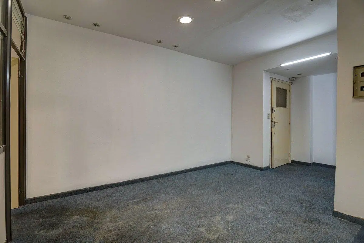 OPORTUNIDAD!! VENTA OFICINA EN MICROCENTRO 2