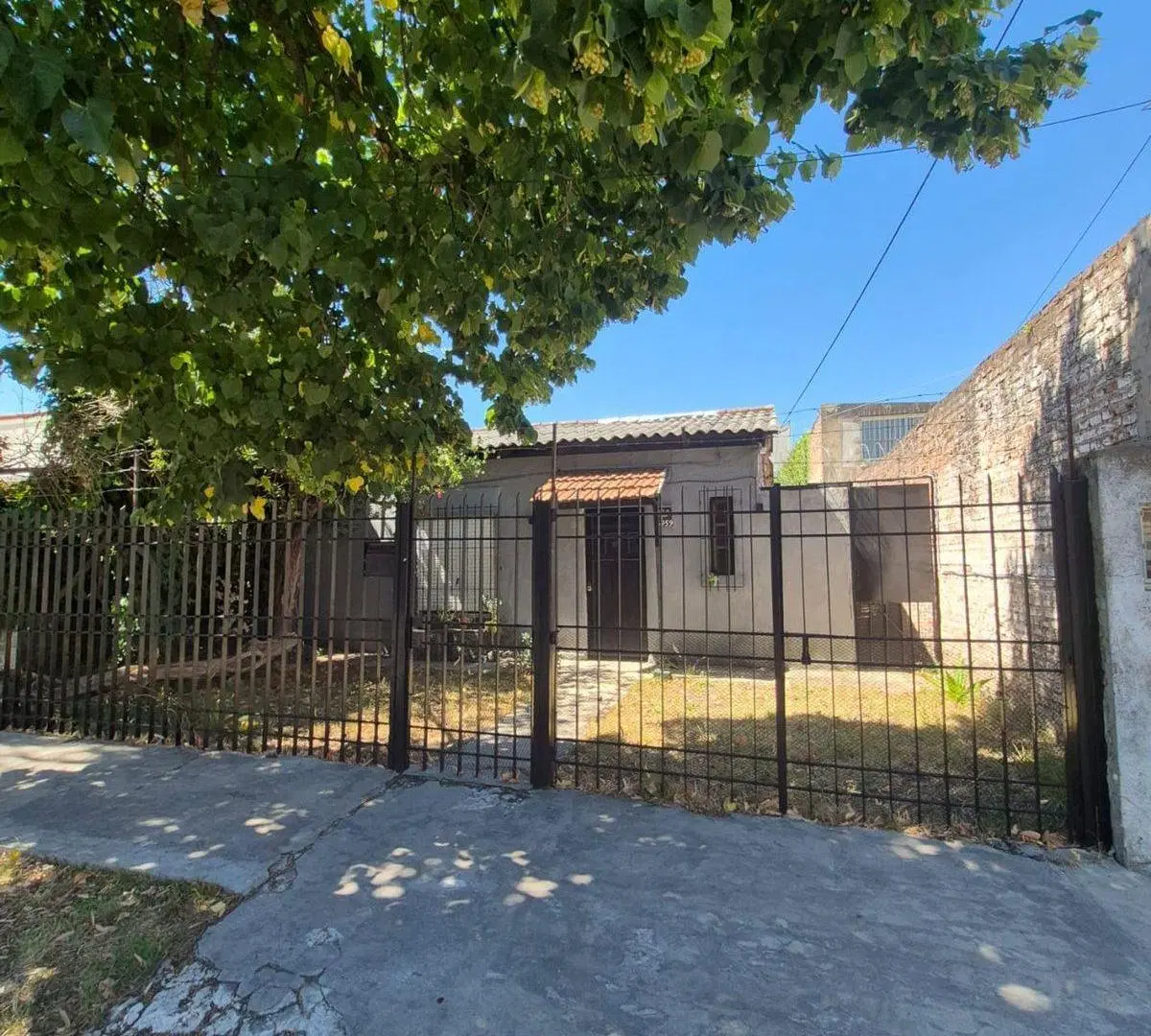 Casa 2 ambientes sobre lote propio 232m2 ballester 5