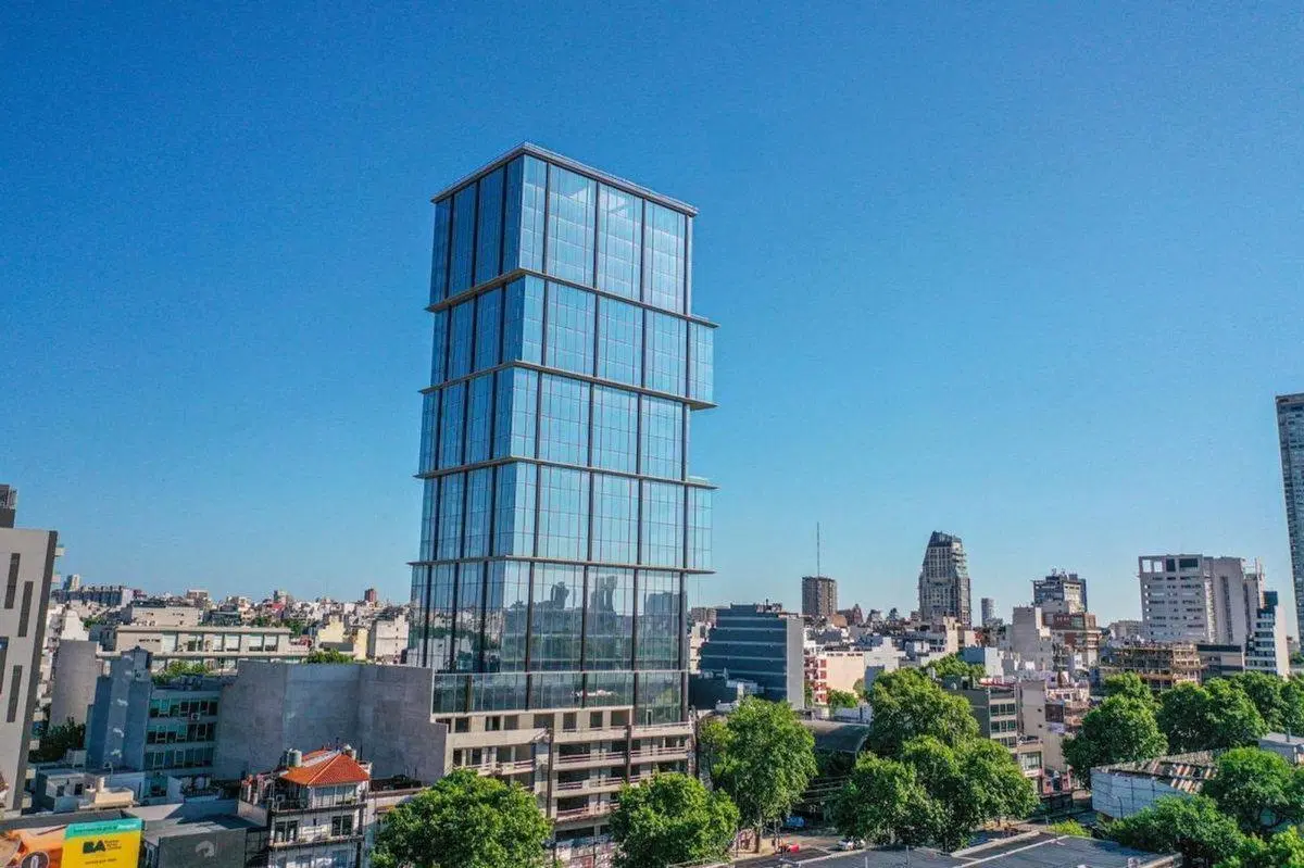 VENTA OFICINA -QIUB PALERMO HOLLYWOOD - 4 COCHERAS 3