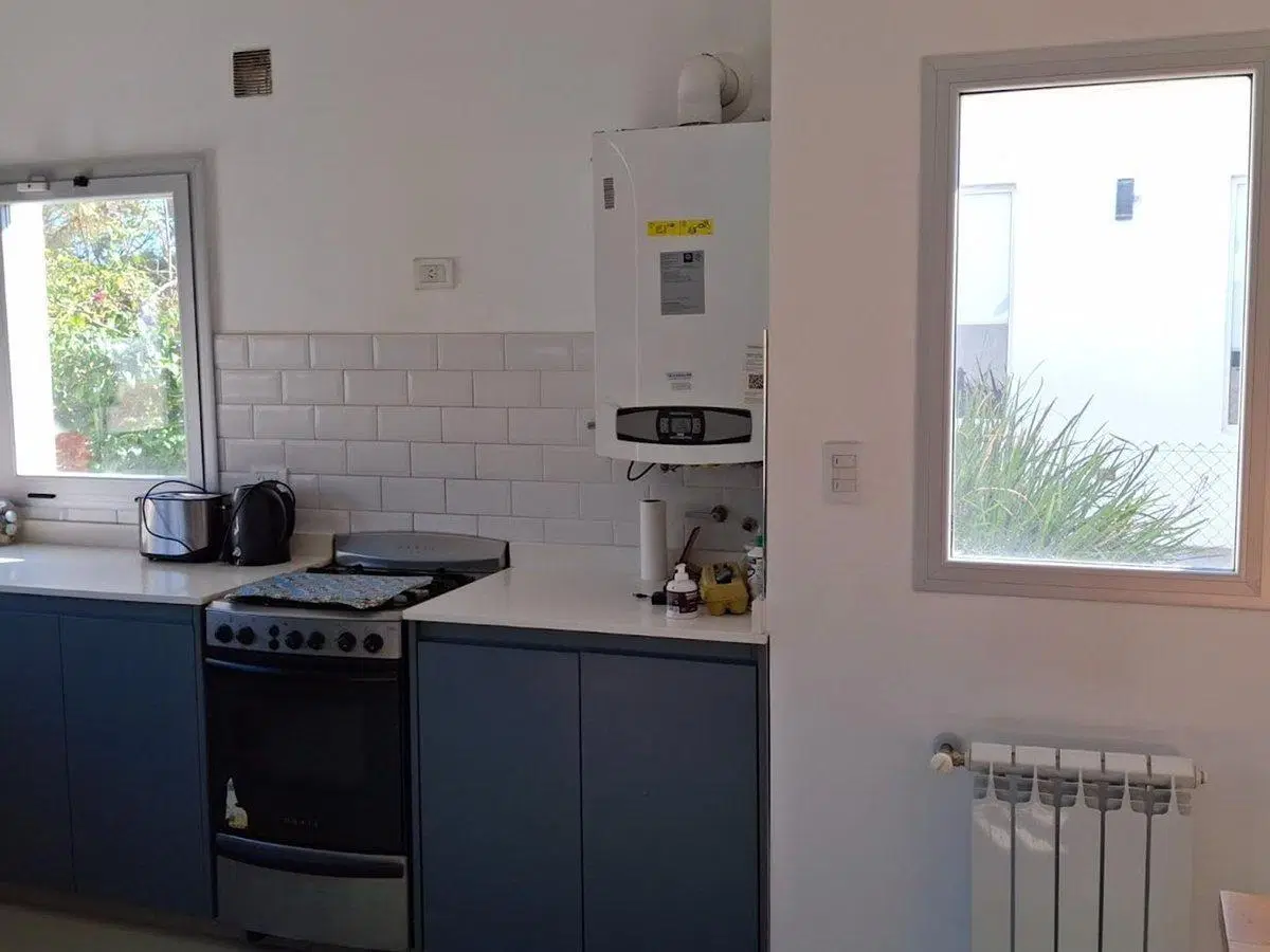 Venta casa Barrio Los Troncos Apto Credito 5