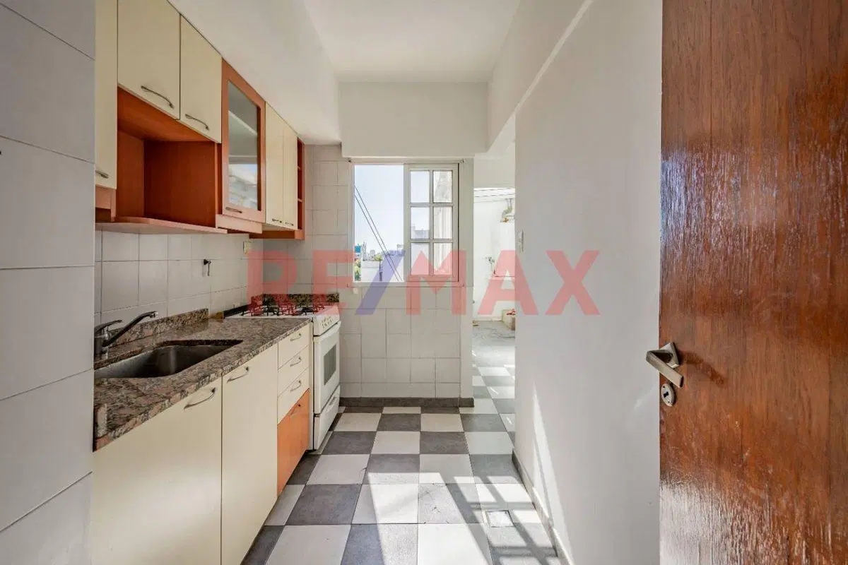 2 Amb con Gran Terraza Propia 30 m² y Parrilla 2