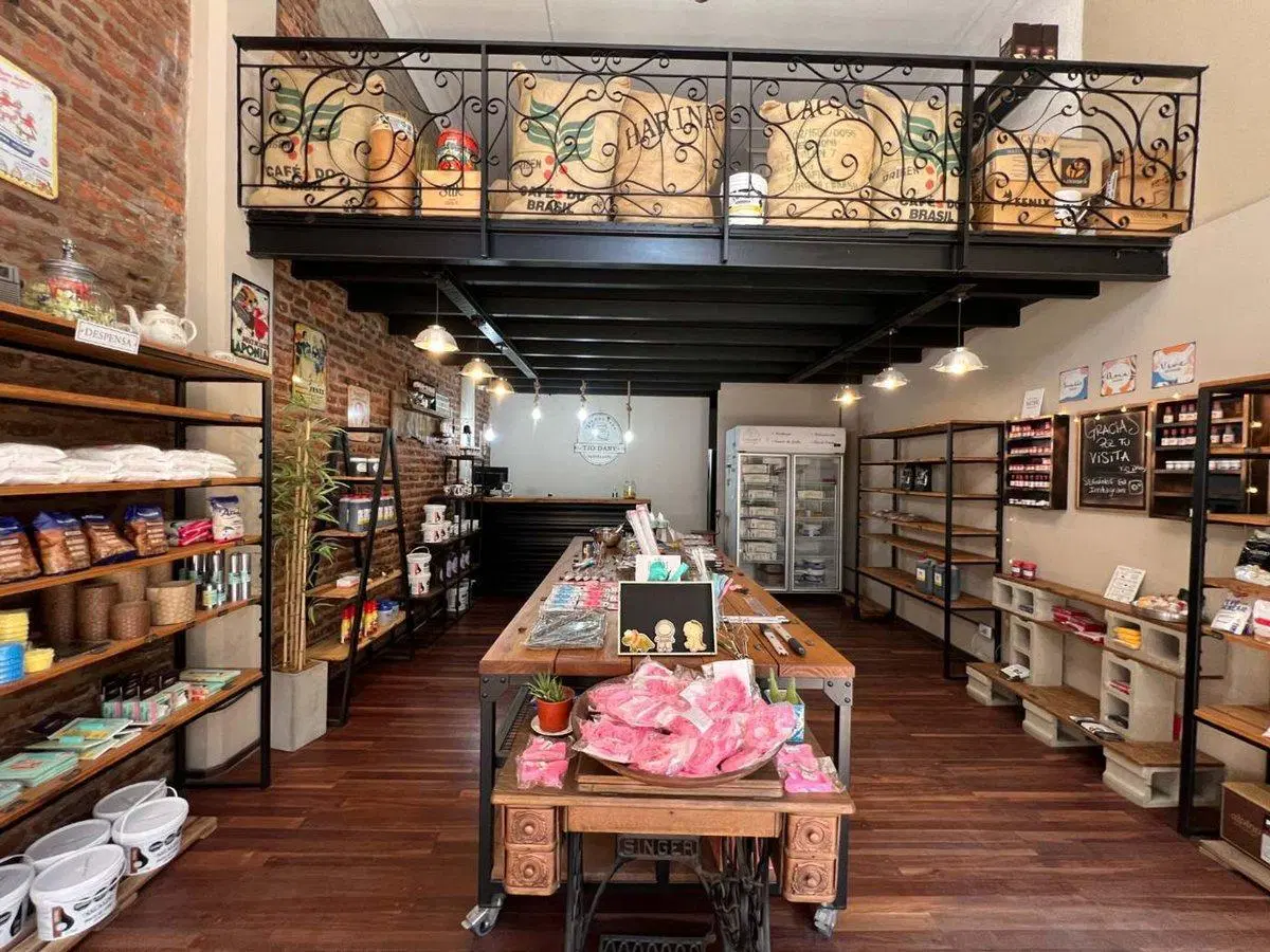VENTA  EXCELENTE LOCAL COMERCIAL PLAZA SERRANO 5