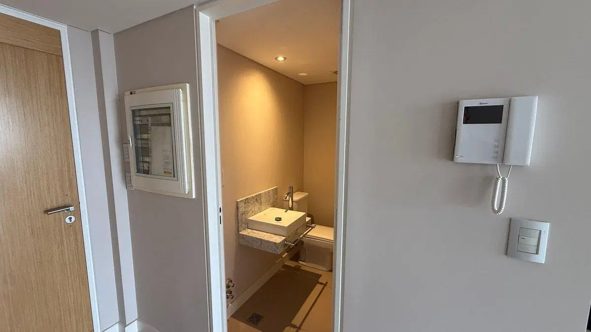 MONOAMBIENTE CON BALCON EN TORRE WEIK 5